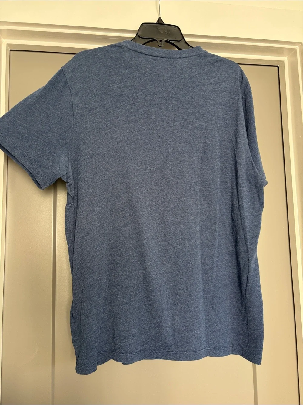 Banana Republic Men’s Blue Slate V-Neck Tee